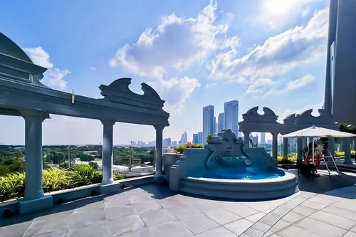 3 Bedrooms Apartment in Park Tower A