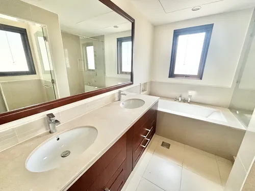 3 Bedrooms Villa in Samara