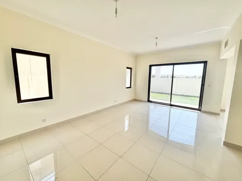 3 Bedrooms Villa in Samara