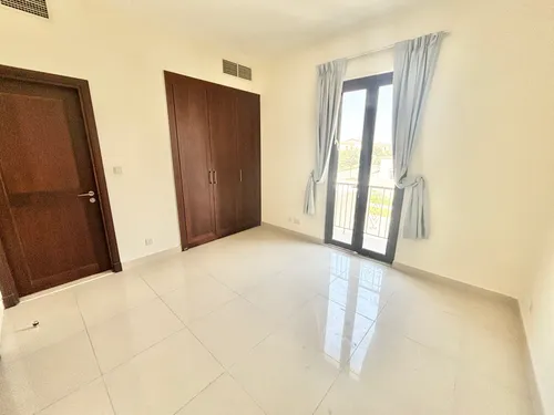 3 Bedrooms Villa in Samara