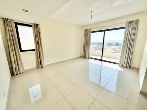 3 Bedrooms Villa in Samara