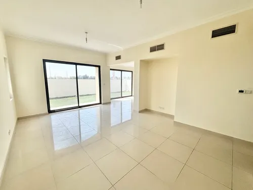 3 Bedrooms Villa in Samara