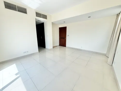 3 Bedrooms Villa in Samara