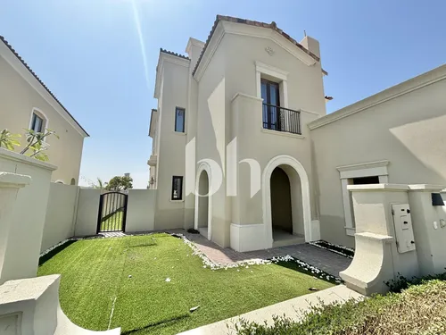 4 Cheques | Spacious 3 Bed | Close To Facilities