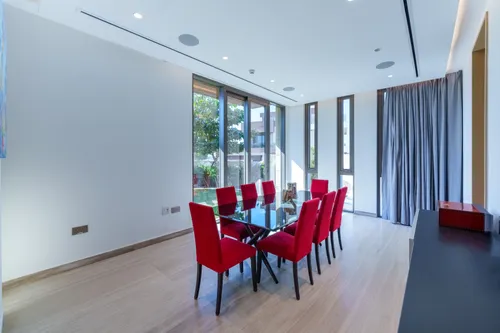 4 Bedrooms Villa in Nudra