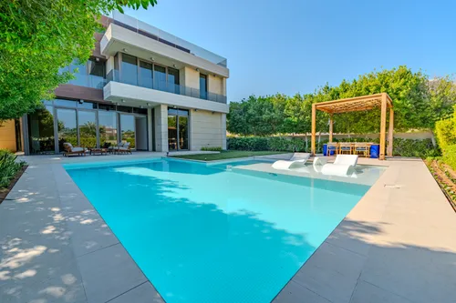 4 Bedrooms Villa in Nudra