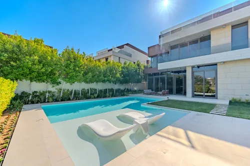 4 Bedrooms Villa in Nudra