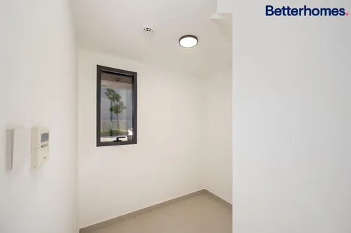 2 Bedrooms Townhouse in Sendian