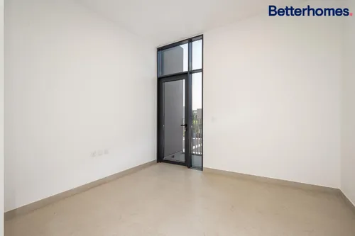 2 Bedrooms Townhouse in Sendian