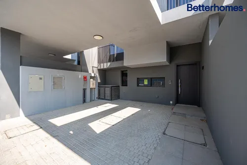 2 Bedrooms Townhouse in Sendian