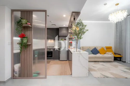 Smart Furnished Home | Freehold | Ready to Move In
