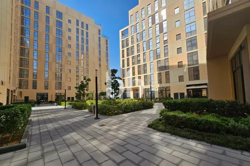 Ready To Move In | Prime Location | Freehold