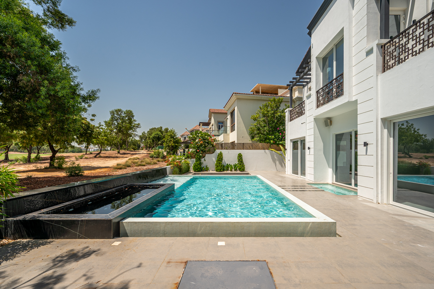 5 Bedrooms Villa in Wildflower