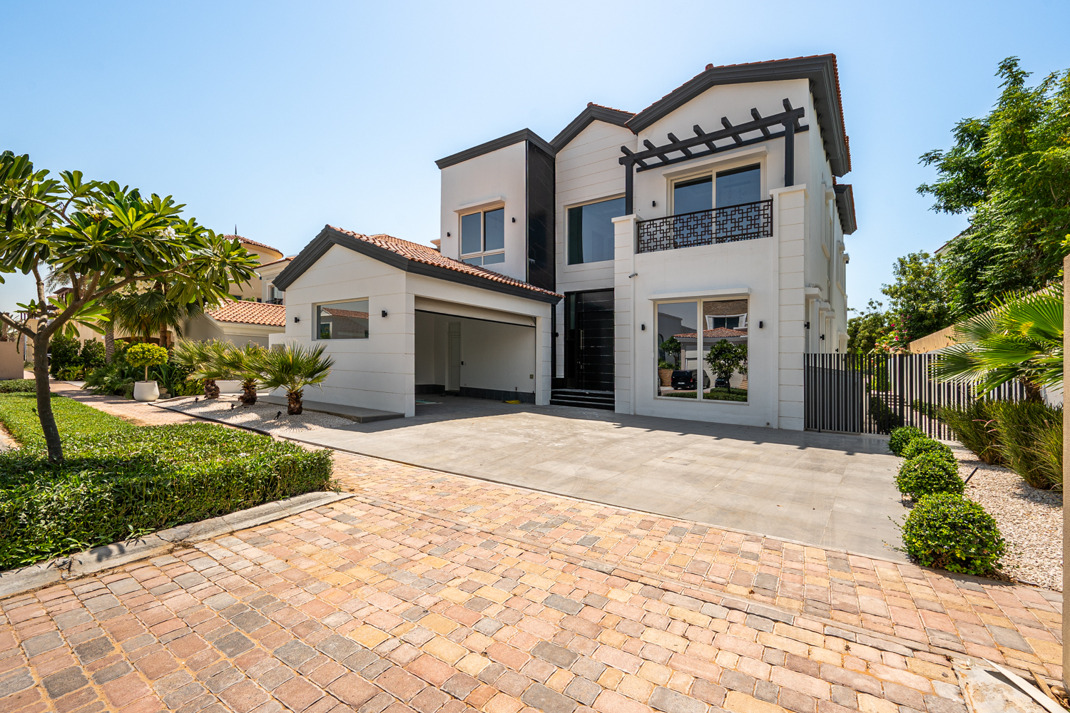 5 Bedrooms Villa in Wildflower