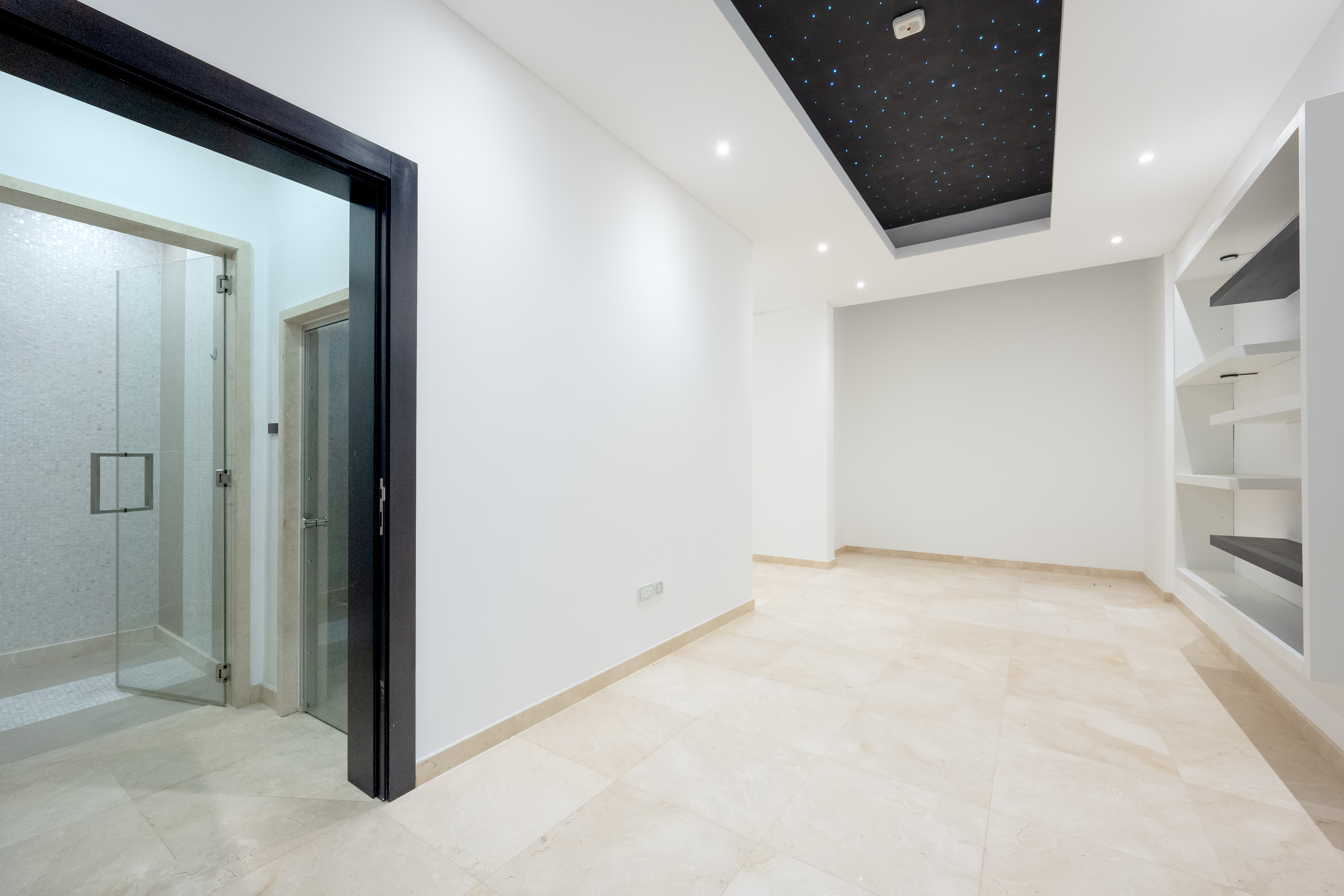 5 Bedrooms Villa in Wildflower