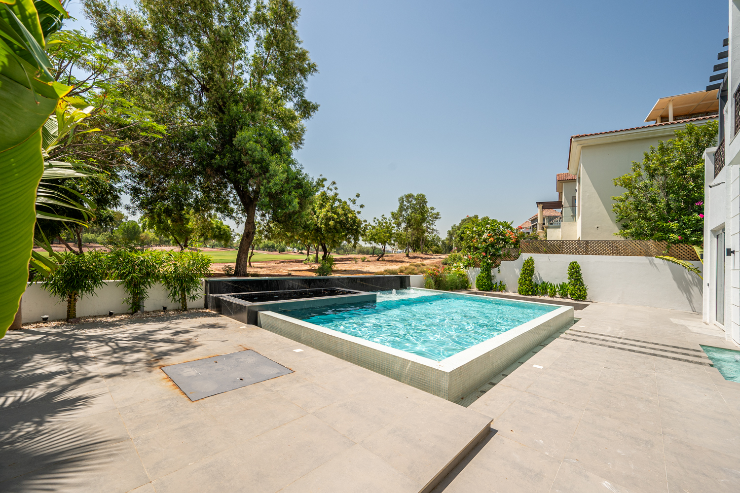 5 Bedrooms Villa in Wildflower