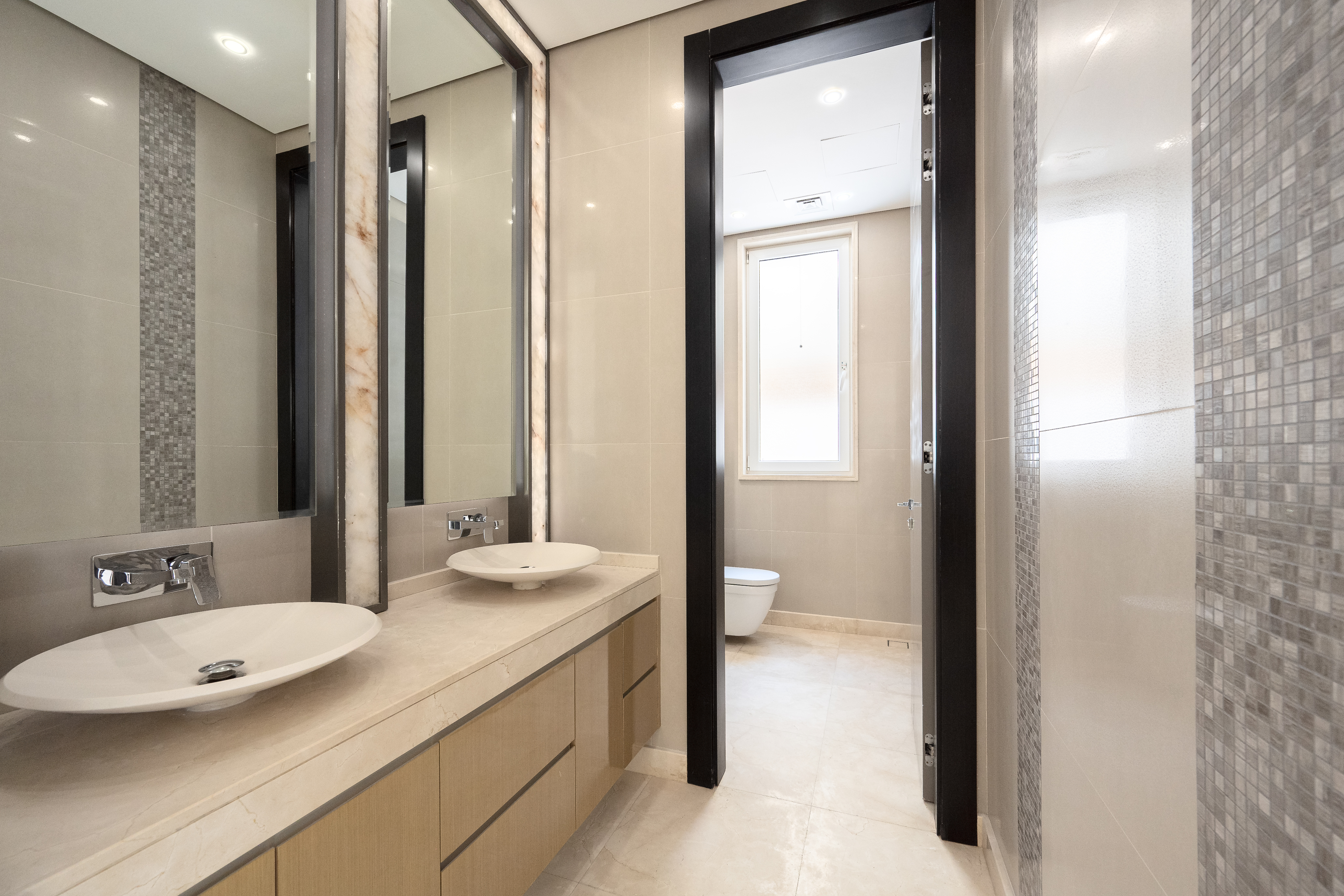 5 Bedrooms Villa in Wildflower