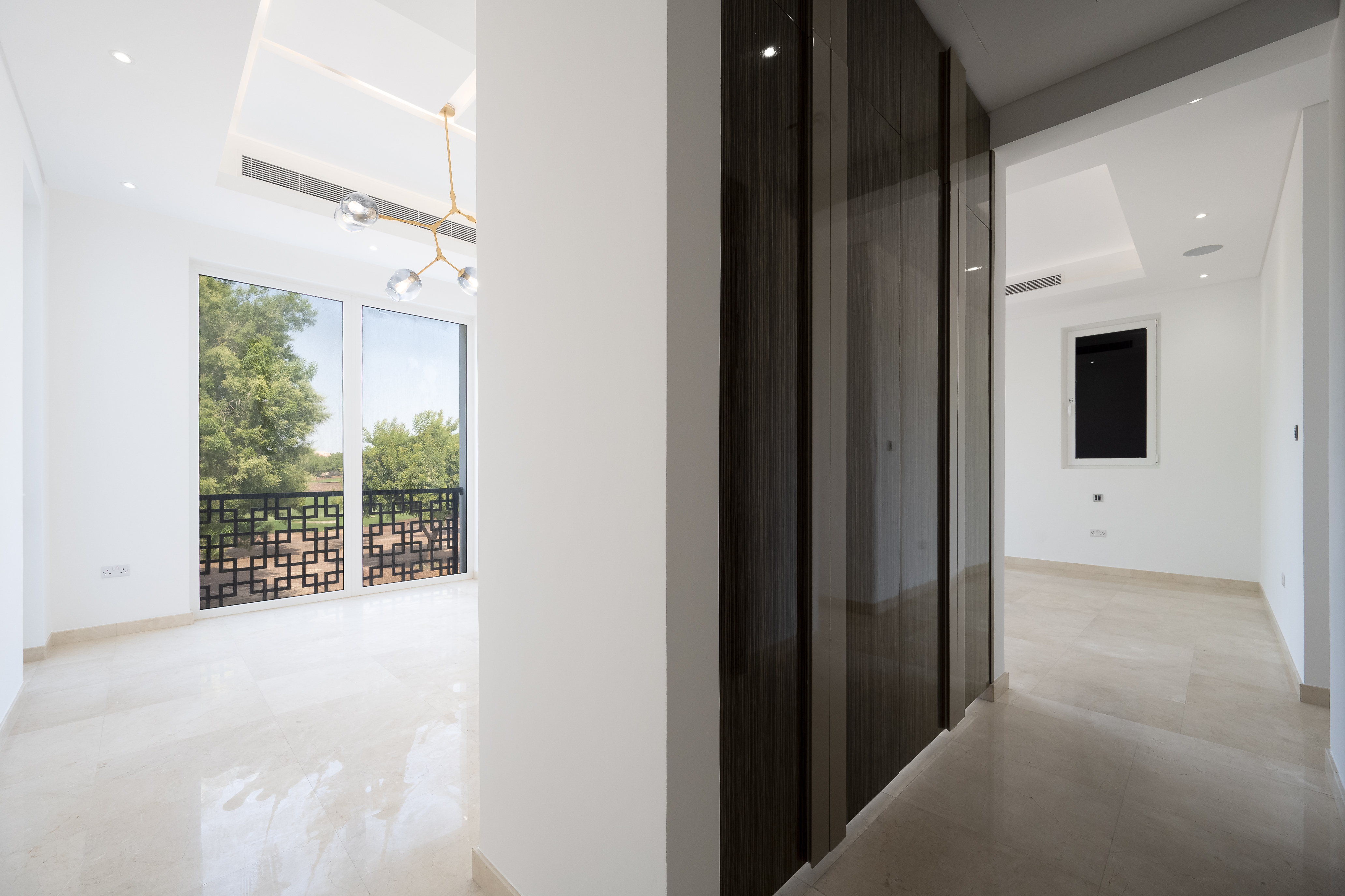 5 Bedrooms Villa in Wildflower