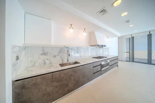 5 Bedrooms Villa in Beach Villas