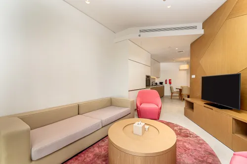 2 Bedrooms Hotel Apartment in Hilton Dubai Creek Hotel & Residences
