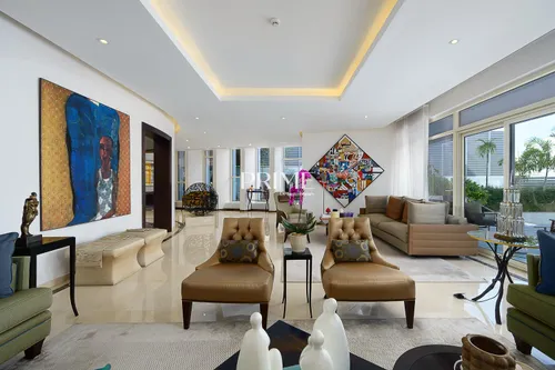 9 Bedrooms Villa in Umm Suqeim 3 Villas