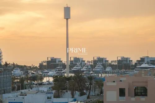 9 Bedrooms Villa in Umm Suqeim 3 Villas