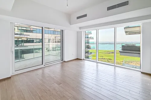 2 Bedrooms Apartment in Mayan 2