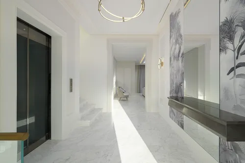7 Bedrooms Villa in Emerald Hills