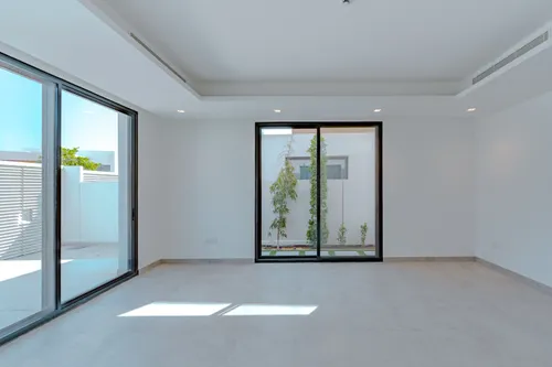 4 Bedrooms Villa in The Dunes