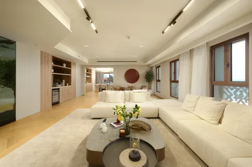 4 Bedrooms Duplex in Balqis Residence Block A