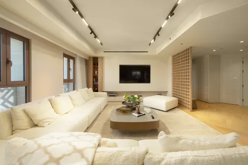 4 Bedrooms Duplex in Balqis Residence Block A