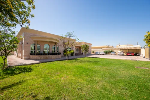 7 Bedrooms Villa in Al Qarain 1