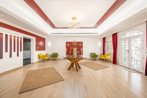 7 Bedrooms Villa in Al Qarain 1