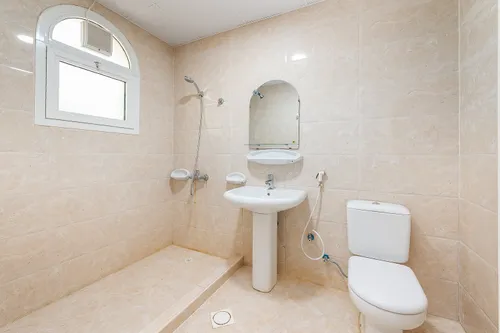 7 Bedrooms Villa in Al Qarain 1