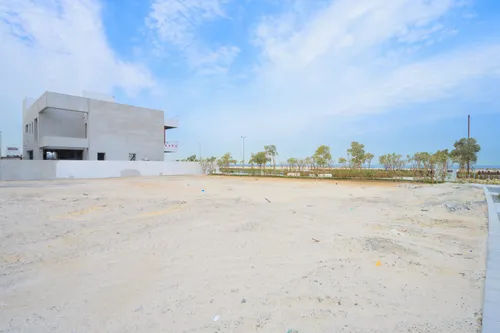   in La Mer South Island