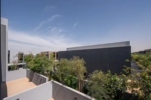 4 Bedrooms Townhouse in Robinia