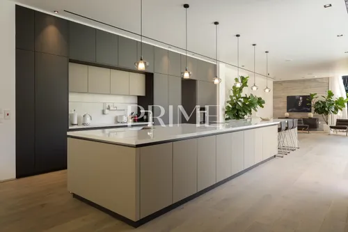 5 Bedrooms Villa in Pearl Jumeirah Villas