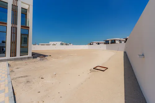 5 Bedrooms Villa in Souk Al Jubail