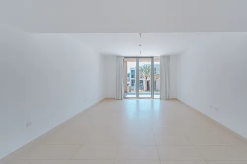 3 Bedrooms Townhouse in Building E