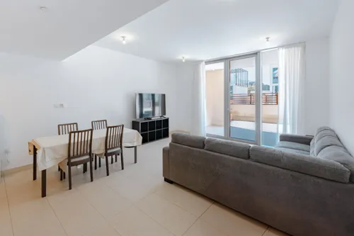 3 Bedrooms Townhouse in Building E