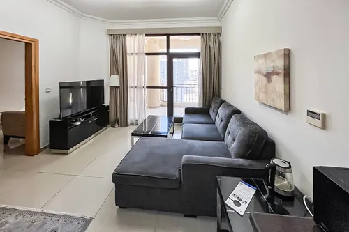 1 Bedroom Apartment in Lincoln Park A