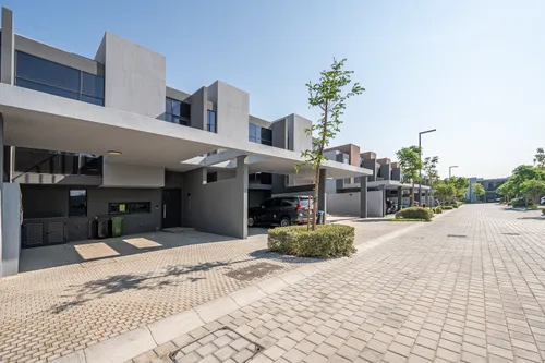 2BR Townhouse | Ready to move in | Single Row