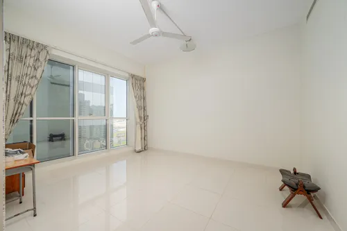 3 Bedrooms Apartment in Sahara Tower 4