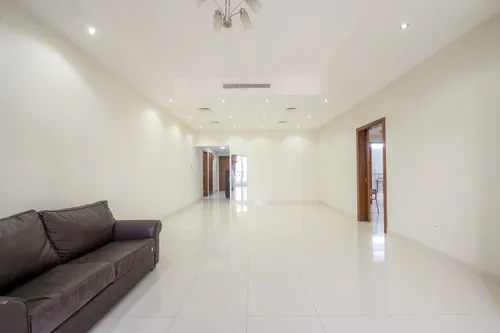 3 Bedrooms Apartment in Sahara Tower 4