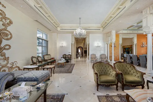 7 Bedrooms Villa in Al Manara