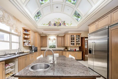 7 Bedrooms Villa in Al Manara