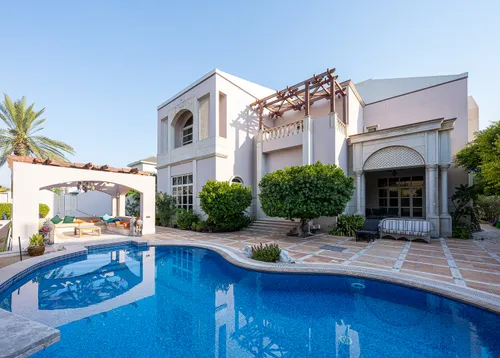 7 Bedrooms Villa in Al Manara