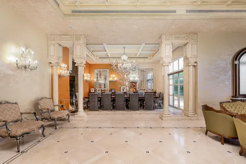 7 Bedrooms Villa in Al Manara
