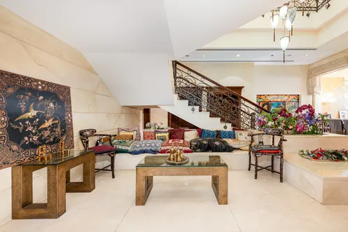 7 Bedrooms Villa in Al Manara