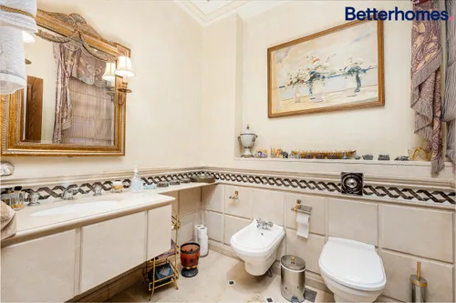 7 Bedrooms Villa in Al Manara